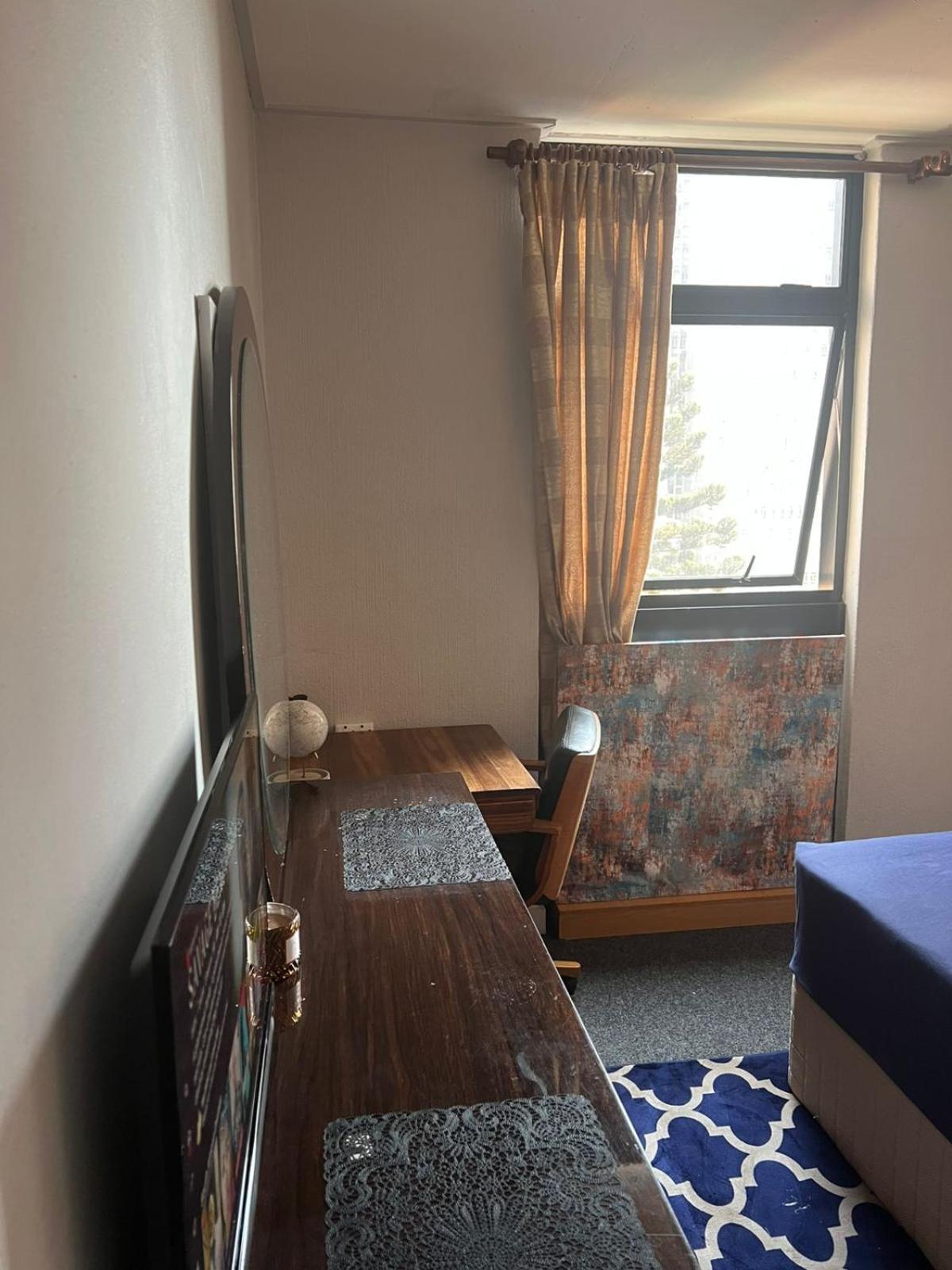 Just A Room Pretoria-Noord Extérieur photo